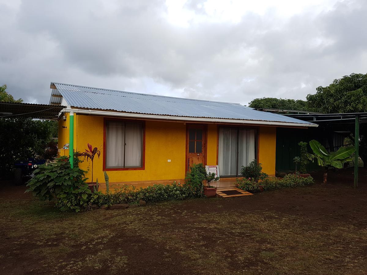 Cabana Tongariki Hanga Roa Exterior foto