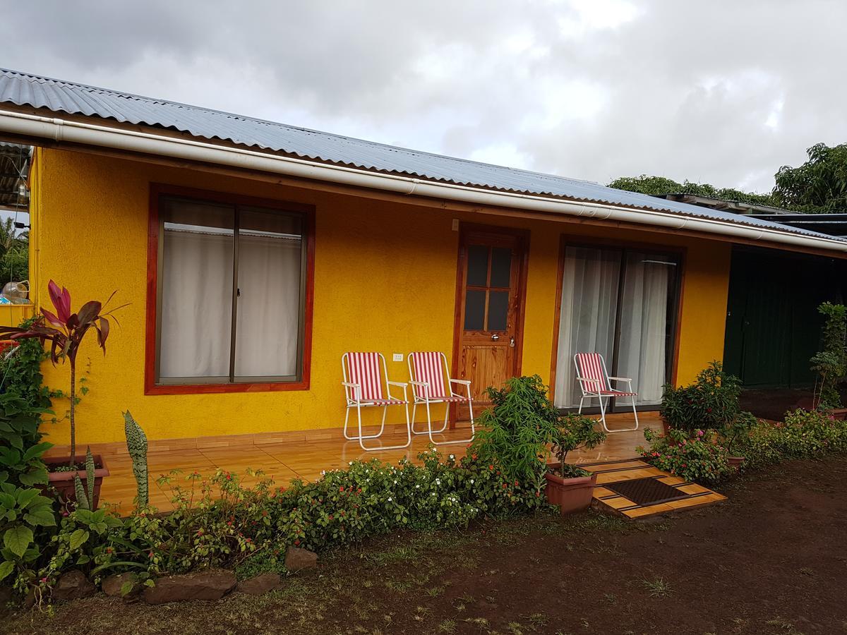 Cabana Tongariki Hanga Roa Exterior foto