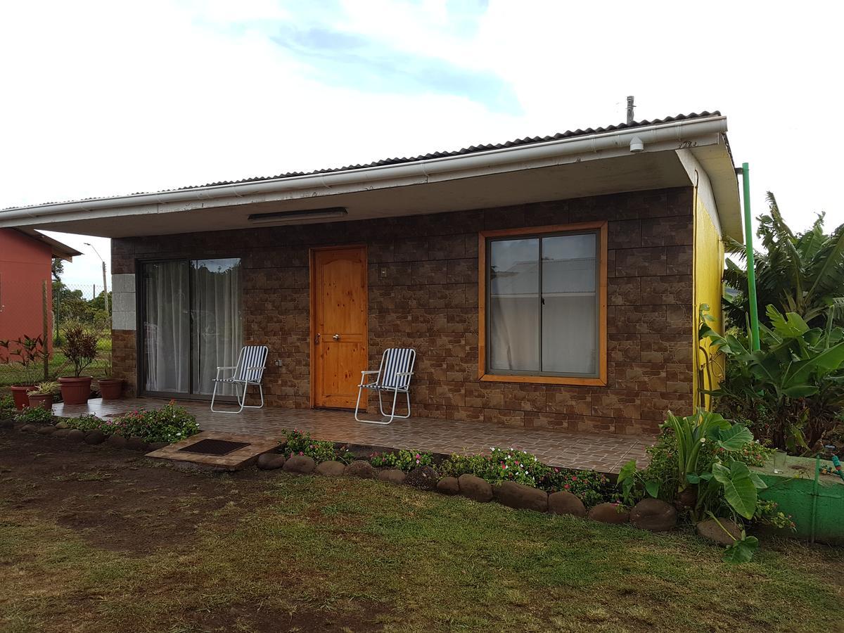 Cabana Tongariki Hanga Roa Exterior foto